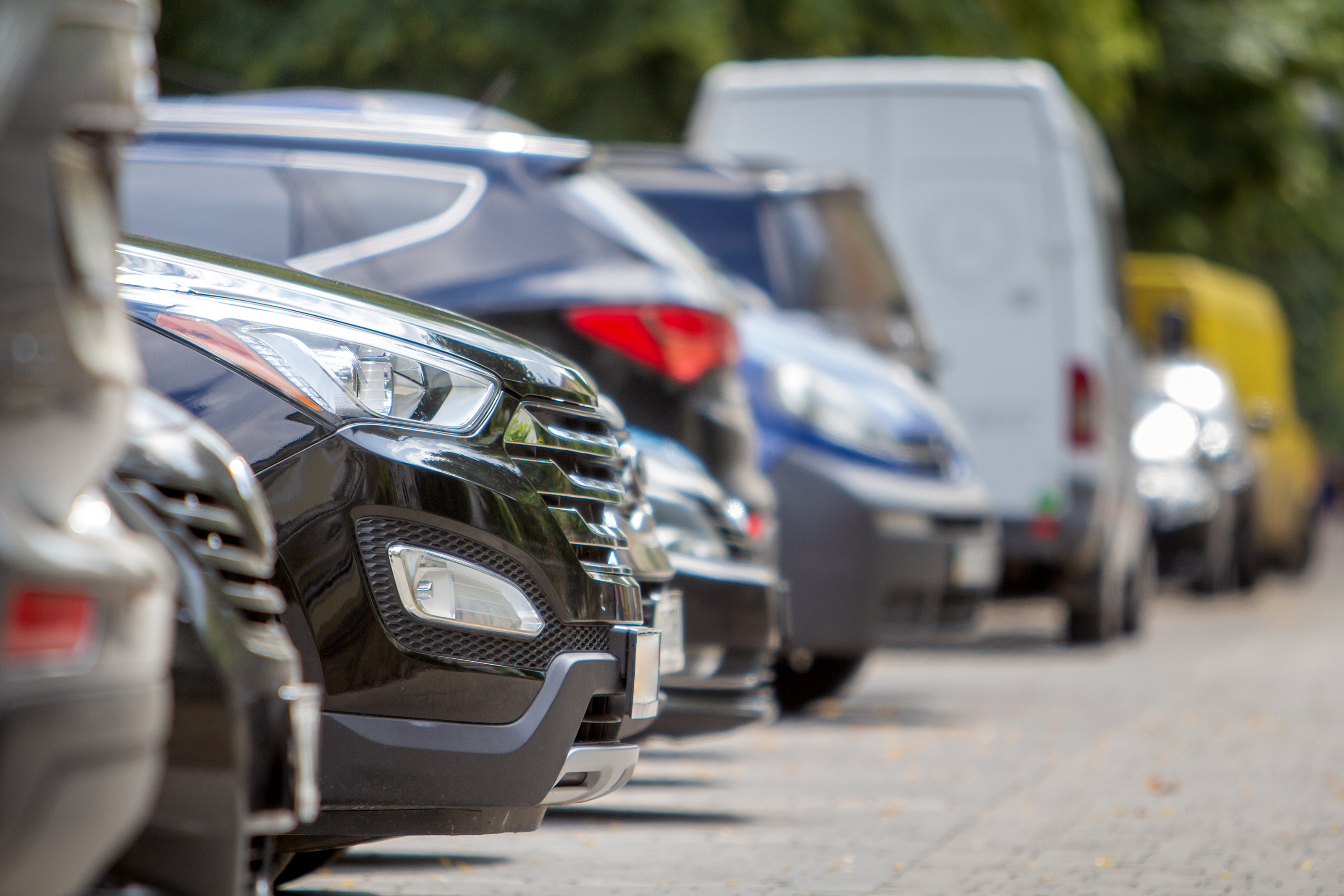 Kyiv Ukraine October 14 2019 Row Of Cars Park 2024 12 06 22 49 55 Utc