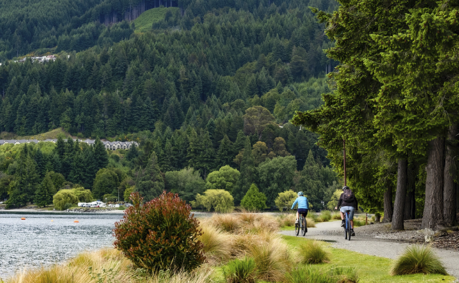 QLDC Climate Website Page Image Update 660 X 408 Oct26 QT BIKING
